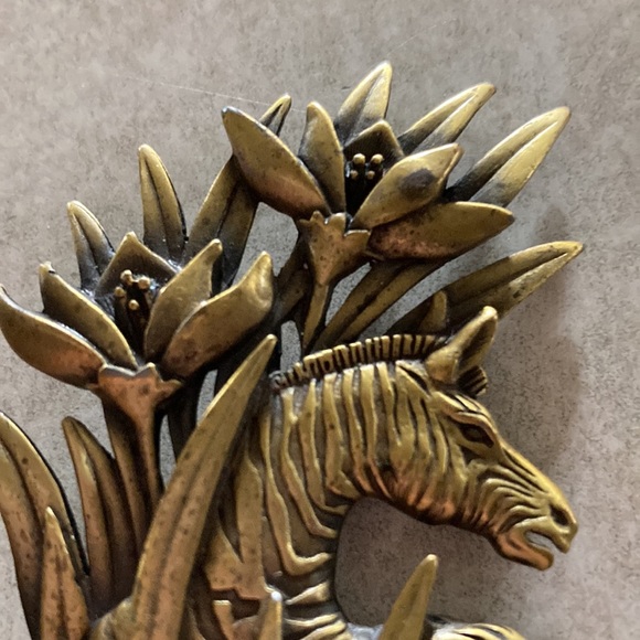 Brass Zebra pendant - Picture 3 of 7